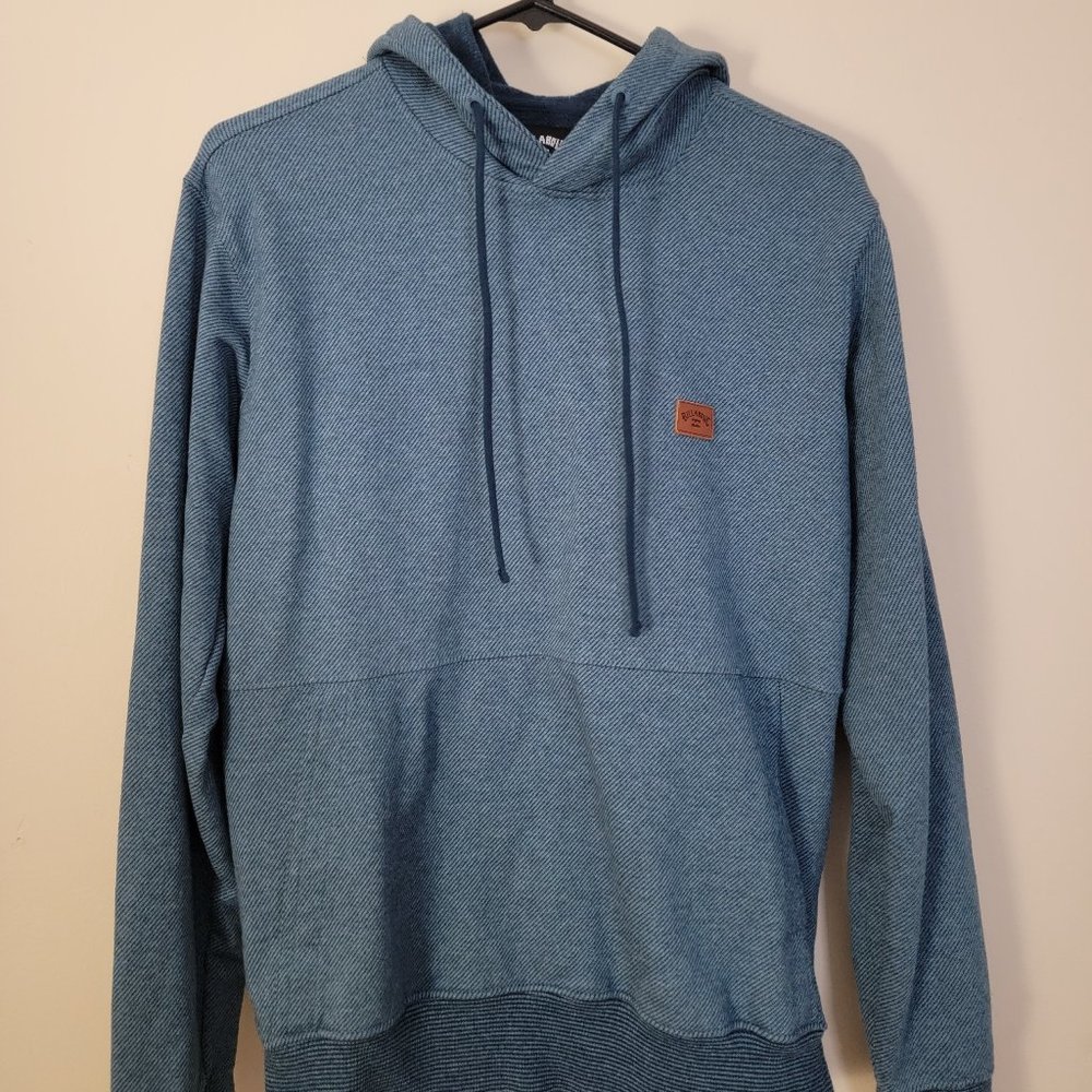 Billabong hoodie size small